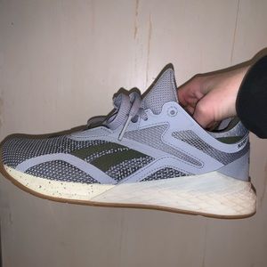 Reebok sneakers 7.5